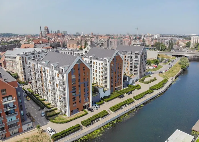 Exclusive Motlawa River Oldtown * Gdańsk
